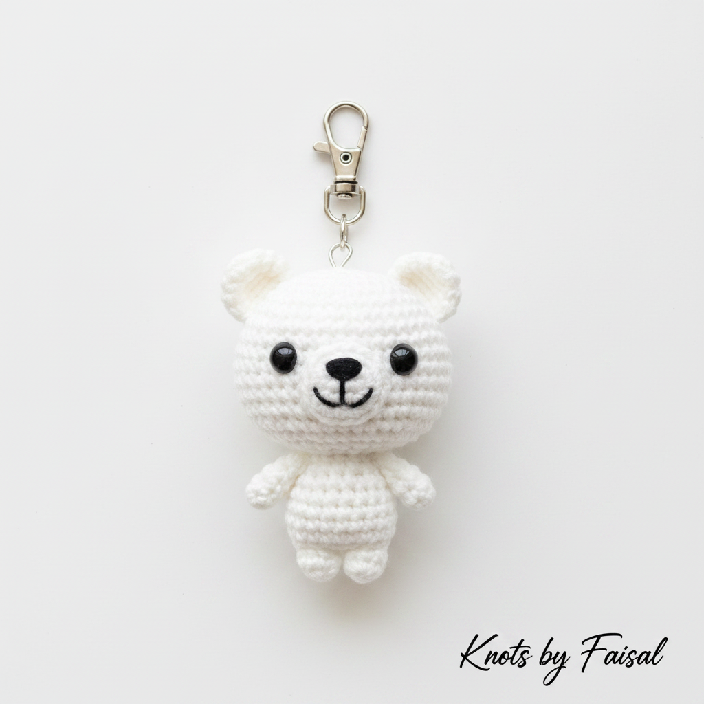 White crochet bear keychain by Knots by Faisal